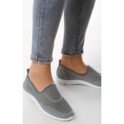 Szare Slip On Rub In. Szare trampki i tenisówki damskie Born2be, bez wzorów, bez zapięcia. Za 59,99 zł.