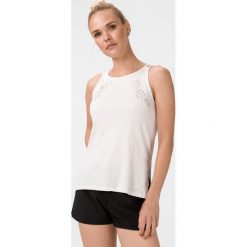 O'Neill Beach Dream Podkoszulek Biały. Białe podkoszulki damskie O'Neill, l, bez wzorów, z bawełny, bez kołnierzyka. Za 119,95 zł.