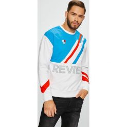 Review - Bluza. Białe bluzy męskie marki Review, s, z aplikacjami, z bawełny, bez kaptura. W wyprzedaży za 139,90 zł.
