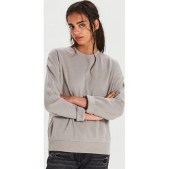 Gładka bluza z zamkami - Jasny szary. Szare bluzy damskie Cropp, s, bez wzorów, bez rękawów, bez kaptura. Za 69,99 zł.