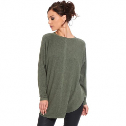 Sweter "Fiona" w kolorze khaki. Brązowe swetry klasyczne damskie marki Cosy Winter, s, ze splotem, z okrągłym kołnierzem. W wyprzedaży za 181,95 zł.
