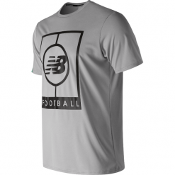 Koszulka treningowa MT913001RCD. Koszulki męskie New Balance, m, bez wzorów, z poliesteru, bez kołnierzyka, bez rękawów. W wyprzedaży za 89,99 zł.