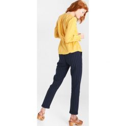 Bluzki asymetryczne: Leon & Harper Bluzka yellow