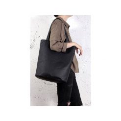 Shopper bag XL czarna teksturowana torba na zamek. Czarne shopper bag damskie Hairoo, w paski. Za 155,00 zł.