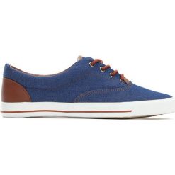 Niebieskie Trampki Goal Oriented. Niebieskie trampki męskie Born2be, bez wzorów, na sznurówki. Za 49,99 zł.