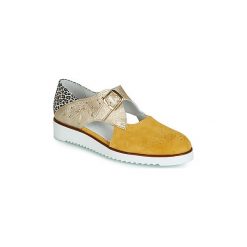 Derby Regard RIXUKA V1 VEL JAUNE. Żółte półbuty damskie marki Regard, bez wzorów, bez obcasa, bez zapięcia. Za 609,00 zł.