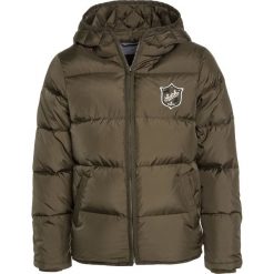 Scotch Shrunk Kurtka puchowa military green. Zielone kurtki męskie marki Scotch Shrunk, na zimę, z materiału. W wyprzedaży za 456,75 zł.