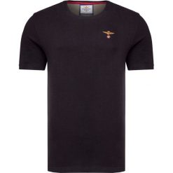 T-shirt AERONAUTICA MILITARE. Czarne t-shirty męskie Aeronautica Militare, moro, z bawełny, militarne, z okrągłym kołnierzem. Za 240,00 zł.