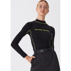 Bluzka w sportowym stylu - Czarny. Czarne bluzki sportowe damskie House, s, bez wzorów, bez kołnierzyka, bez rękawów, bez kaptura. Za 59,99 zł.