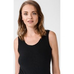 Vero Moda Isla Podkoszulek Czarny. Czarne podkoszulki damskie Vero Moda, s, bez wzorów, z elastanu, bez rękawów. Za 56,95 zł.