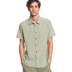 Quiksilver Waterman Tech Tides Koszula Zielony. Zielone koszule męskie Quiksilver, l, bez wzorów, z elastanu, bez kołnierzyka, z krótkim rękawem. Za 307,95 zł.