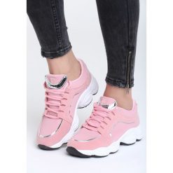 Różowe Buty Sportowe Stretch. Czerwone buty sportowe damskie marki Born2be, z materiału. Za 89,99 zł.
