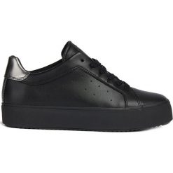 Geox - Buty. Czarne buty sportowe damskie Geox, bez wzorów, z materiału, sportowe. W wyprzedaży za 279,90 zł.
