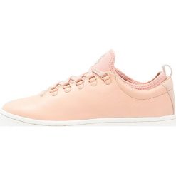 Trampki damskie slip on: KSWISS CLASSIC 88 SPORT Tenisówki i Trampki almost apricot/cream tan/white