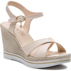 Sandały LASOCKI - 9624-03 Beige. Brązowe klapki damskie Lasocki, bez wzorów, ze skóry, bez obcasa, na obcasie. Za 159,99 zł.