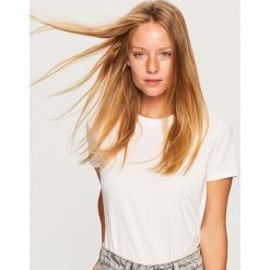 Bluzki, topy, tuniki: Gładki t-shirt z lyocellem - Biały