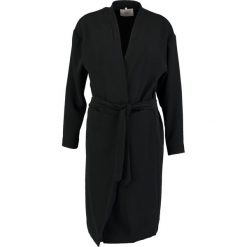 JUST FEMALE BRAZIL KIMONO Kurtka wiosenna black. Czarne kurtki damskie marki JUST FEMALE, xs, z materiału. W wyprzedaży za 370,30 zł.