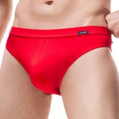 Slipy CORNETTE Authentic z niskim stanem. Różowe slipy męskie marki Cornette, m, bez wzorów, z elastanu. Za 23,99 zł.