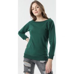 Ciemnozielona Bluza Bessie. Zielone bluzy damskie Born2be, xl, bez wzorów, z dzianiny, z długim rękawem, długie, bez kaptura. Za 79,99 zł.