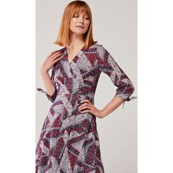 Sukienka Sybilla Favolosa 32 wielokolorowy. Sukienki damskie Marie Zélie, na imprezę, na lato, l, w paski, z bawełny, eleganckie, bez kołnierzyka, bez rękawów, trapezowe. Za 797,00 zł.