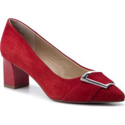 Półbuty CAPRICE - 9-22405-22 Red Suede 524. Czerwone półbuty damskie Caprice, z aplikacjami, ze skóry, eleganckie, bez obcasa, na obcasie, bez zapięcia. W wyprzedaży za 219,00 zł.