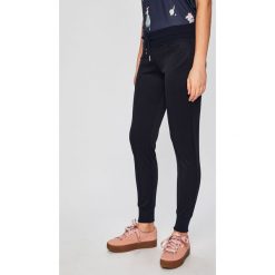 Femi Stories - Spodnie Fancy. Różowe spodnie damskie marki Femi Stories, s, z elastanu. Za 249,90 zł.