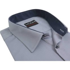 Szara koszula męska z granatowymi kontrastami w kropki Y13. Szare koszule męskie Modini Moda Męska, m, bez wzorów, z bawełny, klasyczne, z klasycznym kołnierzykiem, bez rękawów. W wyprzedaży za 125,10 zł.