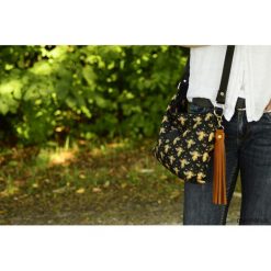 Torba Pszczoła. Zielone torebki klasyczne damskie Pakamera, z tkaniny. Za 150,00 zł.