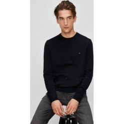 Tommy Hilfiger - Sweter. Niebieskie swetry męskie marki TOMMY HILFIGER, s, bez wzorów, z jedwabiu, z okrągłym kołnierzem, bez kaptura. Za 449,90 zł.