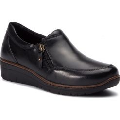 Półbuty GO SOFT - WI23-REBECA-01 Black. Czarne półbuty damskie GO SOFT, bez wzorów, ze skóry, bez obcasa, na płaskiej podeszwie, bez zapięcia. Za 159,99 zł.