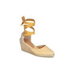Sandały Castaner JOYCE. Żółte sandały damskie marki Castañer, bez wzorów, bez obcasa, bez zapięcia. Za 399,00 zł.