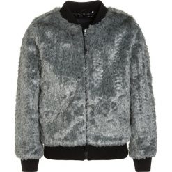 Name it NITMELISA Kurtka Bomber grey melange. Szare kurtki chłopięce Name it, z materiału. W wyprzedaży za 191,20 zł.