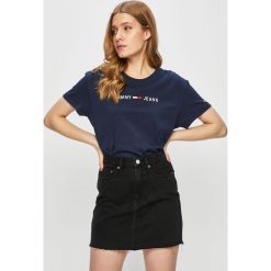 Tommy Jeans - Top. Niebieskie bluzki damskie Tommy Jeans, s, z nadrukiem, z bawełny, z okrągłym kołnierzem. W wyprzedaży za 119,90 zł.