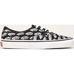 Vans - Tenisówki. Czarne trampki i tenisówki damskie Vans, bez wzorów, z gumy, na sznurówki. W wyprzedaży za 219,90 zł.