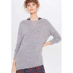 Lekki sweter z wełną - Szary. Szare swetry damskie Mohito, s, bez wzorów, z wełny, bez rękawów, bez kaptura. W wyprzedaży za 39,99 zł.