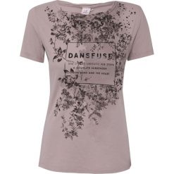 T-shirt DEHA DANCE Brązowy. Brązowe t-shirty damskie marki Deha, z nadrukiem, z bawełny, z okrągłym kołnierzem. W wyprzedaży za 84,00 zł.