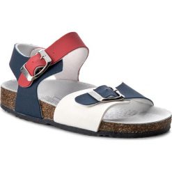 Sandały PRIMIGI - 7158200 M Blu/Bco/Ros. Białe sandały chłopięce marki Primigi, z materiału. W wyprzedaży za 99,00 zł.