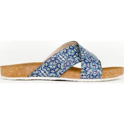 Klapki na korku - skóra naturalna - model 341 - kolor mozaika. Klapki damskie Zapato, bez wzorów, ze skóry, bez obcasa. W wyprzedaży za 99,00 zł.