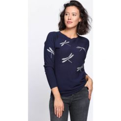 Granatowy Sweter Blow My Mind. Niebieskie swetry klasyczne damskie Born2be, m, z dekoltem w łódkę. Za 64,99 zł.