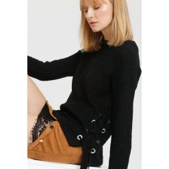 Czarny Sweter Safe Me. Czarne swetry klasyczne damskie marki other, l. Za 59,99 zł.