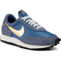 Buty NIKE - Dbreak Sp BV7725 400 Ocean Fog/Metalic Gold. Niebieskie buty sportowe damskie Nike, bez wzorów, z zamszu, sportowe. W wyprzedaży za 349,00 zł.