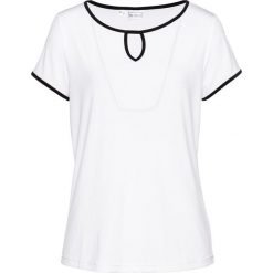 Shirt, krótki rękaw bonprix biało-czarny. Białe koszulki damskie bonprix, bez wzorów, z kontrastowym kołnierzykiem, z krótkim rękawem. Za 34,99 zł.