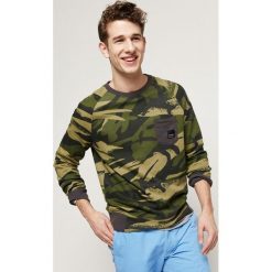 O'Neill Bluza Zielony. Zielone bluzy męskie O'Neill, m, bez wzorów, z bawełny, bez kołnierzyka, bez rękawów, bez kaptura. Za 309,95 zł.