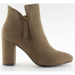 Botki na obcasie brązowe 6900 KHAKI. Pomarańczowe botki damskie obuwie damskie, z zamszu, eleganckie, bez obcasa, na obcasie, na zamek. Za 60,75 zł.