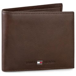 Duży Portfel Męski TOMMY HILFIGER - Johnson Trifold AM0AM90665 041. Brązowe portfele męskie marki TOMMY HILFIGER, ze skóry. Za 299,00 zł.