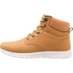 Buty zimowe męskie: YOURTURN Botki sznurowane cognac