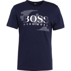 BOSS Green Tshirt z nadrukiem navy. Niebieskie t-shirty męskie marki BOSS Green, xl, z nadrukiem, z bawełny. Za 249,00 zł.