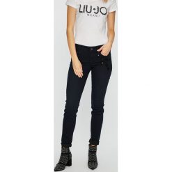 Liu Jo - Jeansy Divine. Niebieskie jeansy damskie rurki marki Liu Jo, z bawełny. Za 749,90 zł.