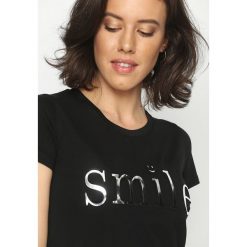 T-shirty damskie: Czarny T-shirt Besmile