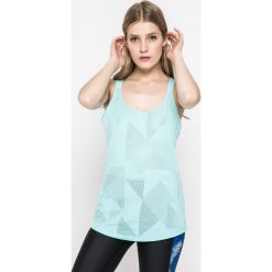 Under Armour - Top HG Armour Supervent. Szare topy sportowe damskie marki Under Armour, s, z elastanu, z okrągłym kołnierzem. W wyprzedaży za 89,90 zł.